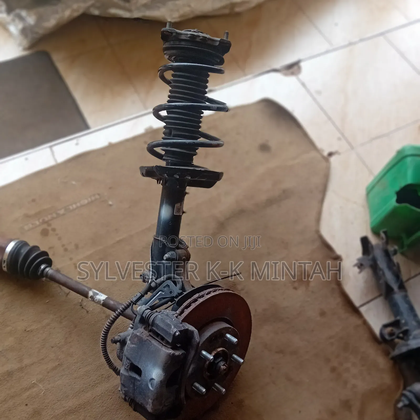 Elantra Gt Hub and Shock (2018-2020)