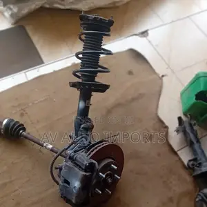 Elantra Gt Hub and Shock (2018-2020)