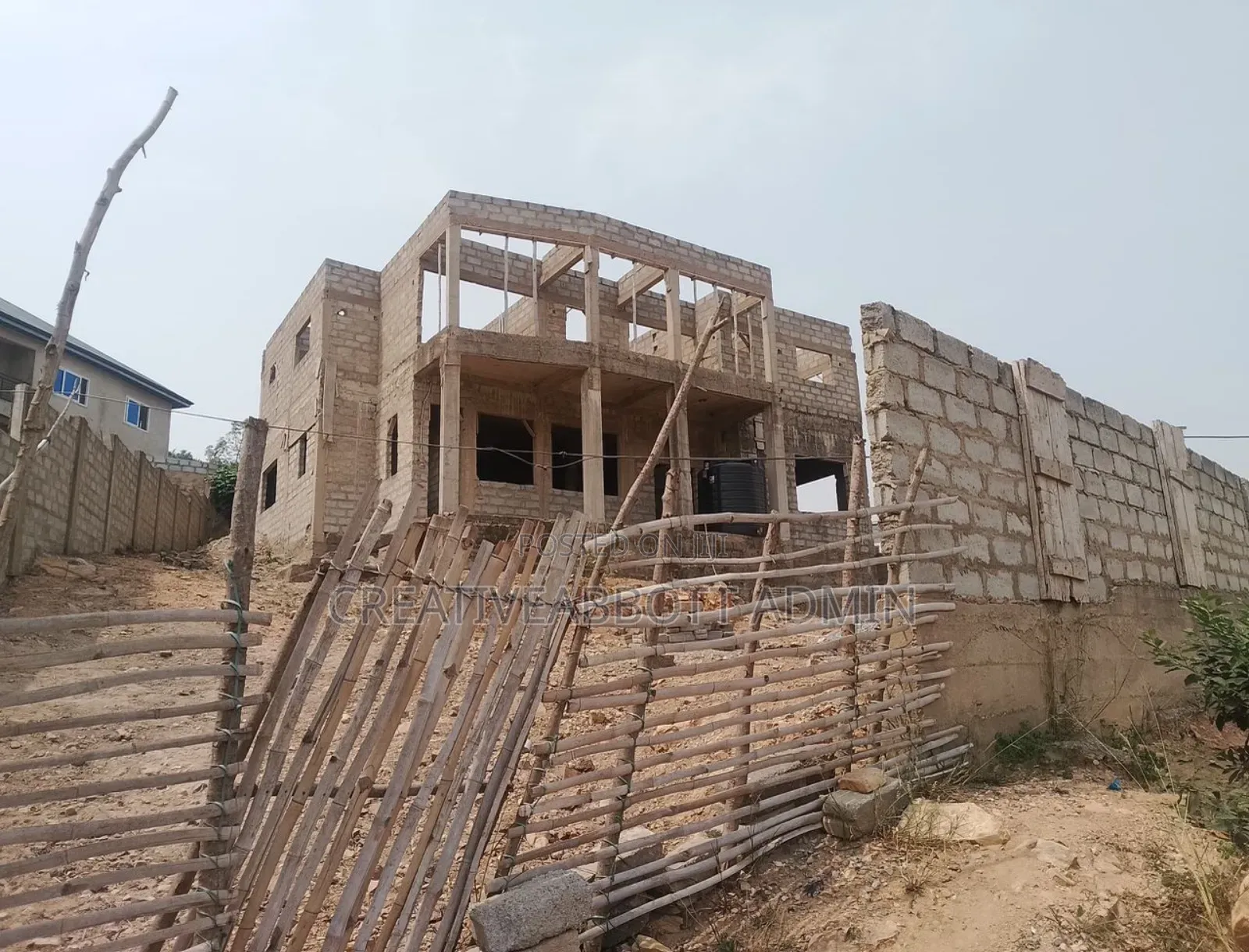 6bdrm House In Knust Accra Campus, Ga East Municipal For Sale