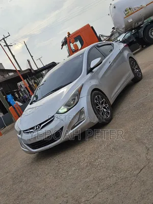 Hyundai Elantra 2013 Silver