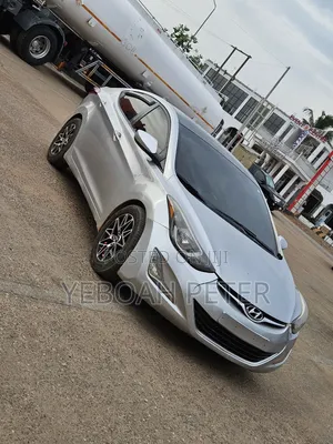 Hyundai Elantra 2013 Silver