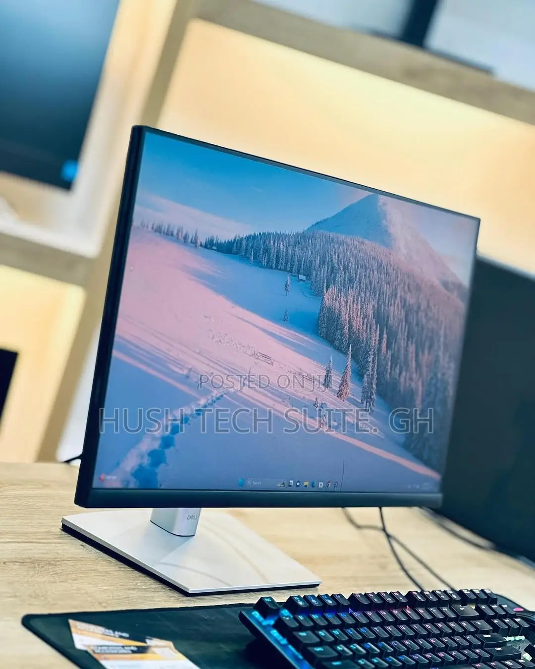 Dell 24” Type C Ips Edgeless Display Monitor