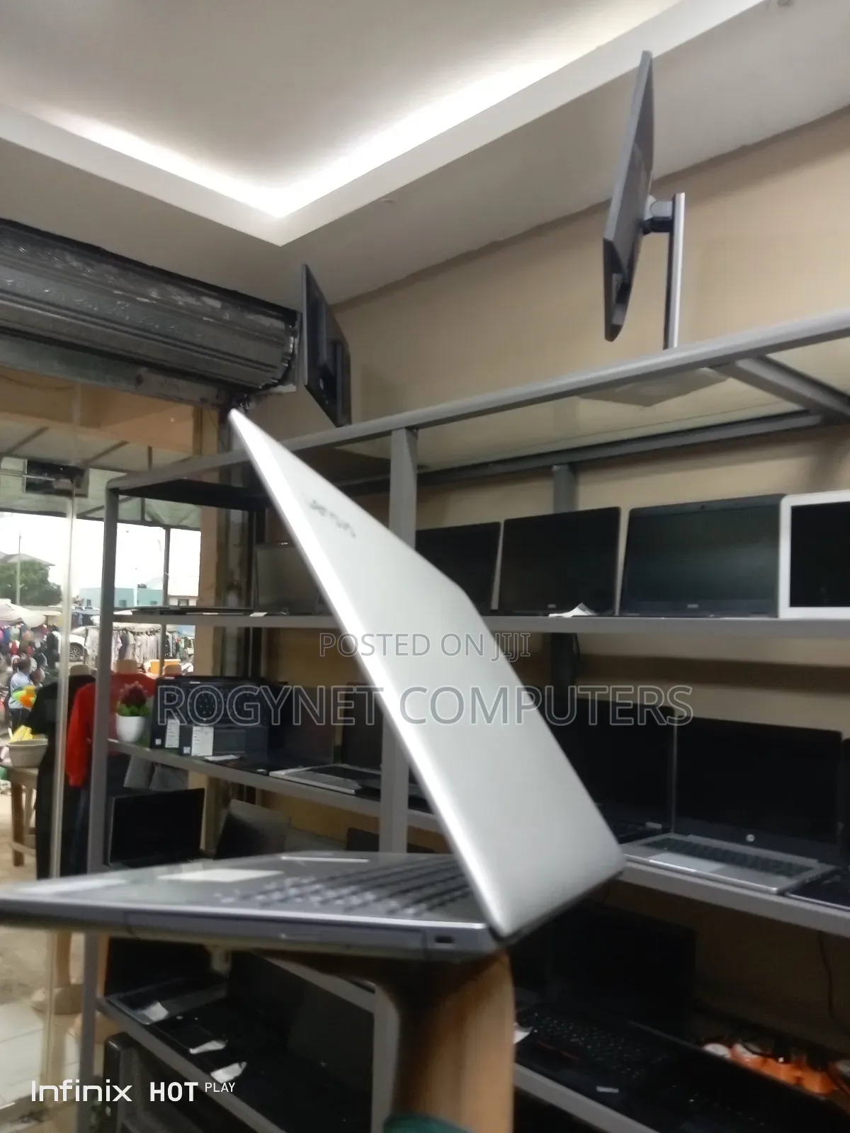 Laptop Lenovo IdeaPad 330S 8GB Intel Core i3 SSD 256GB