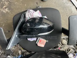 Ramge Rover Sports Side Mirror Normal