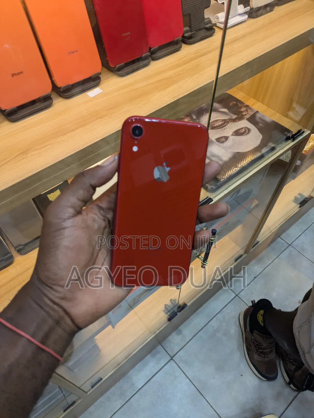 Apple iPhone XR 64 GB Red