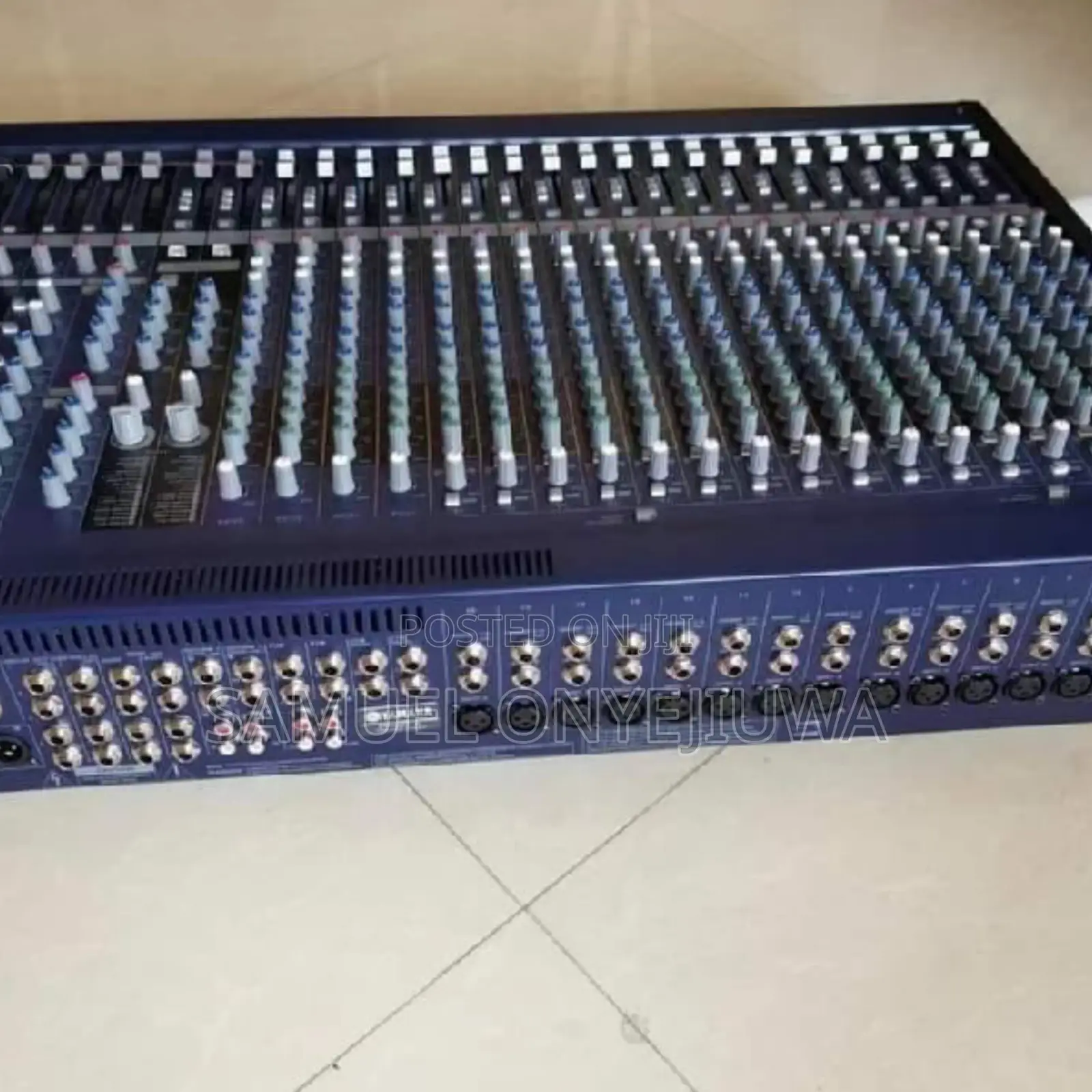 Yamaha Mg24/14fx 24-channel Mixer With Dual Efx