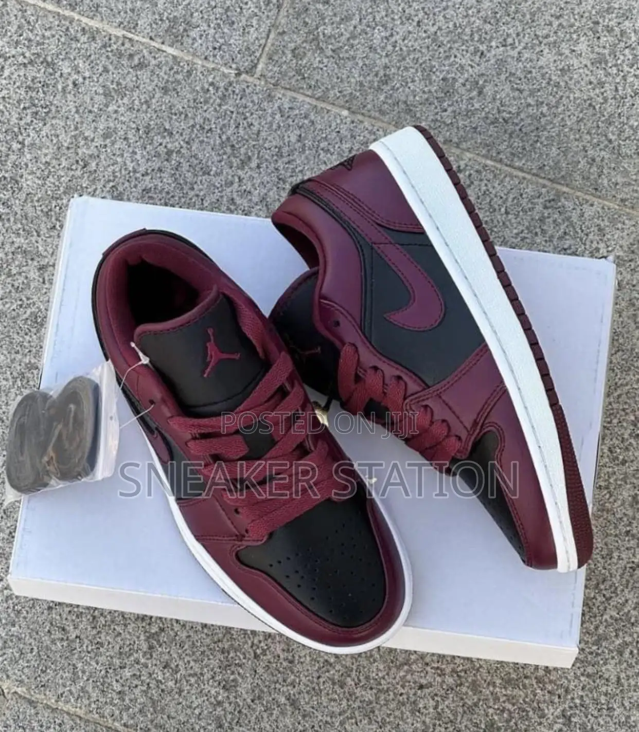 Air Jordan Retro 1 Dark Beetroot