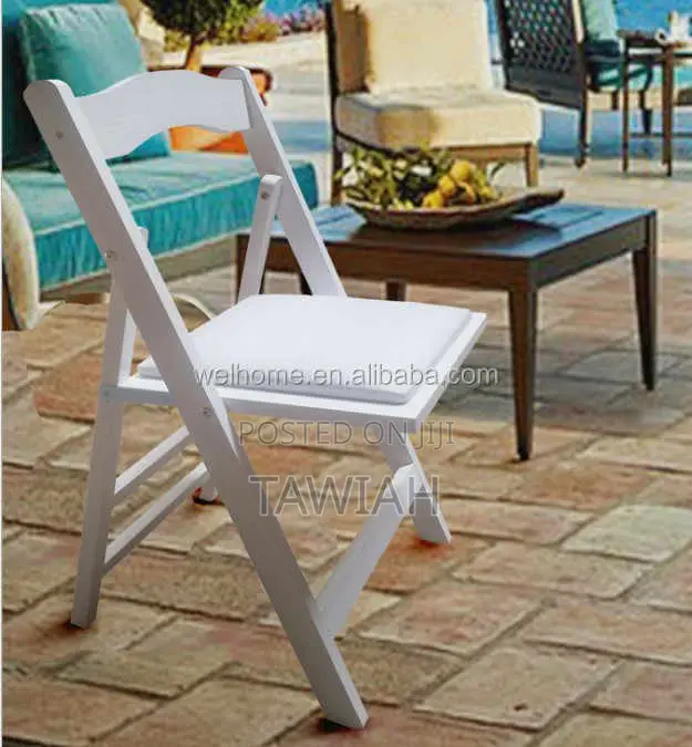 Gladiator Plastic Folding Chairs