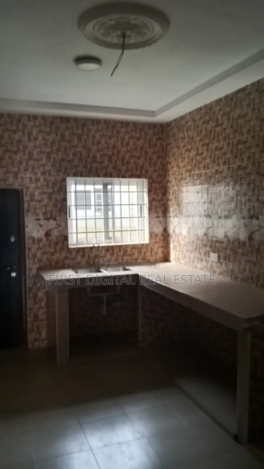 3 Bedroom Executive for Sale in Kasoa Roman