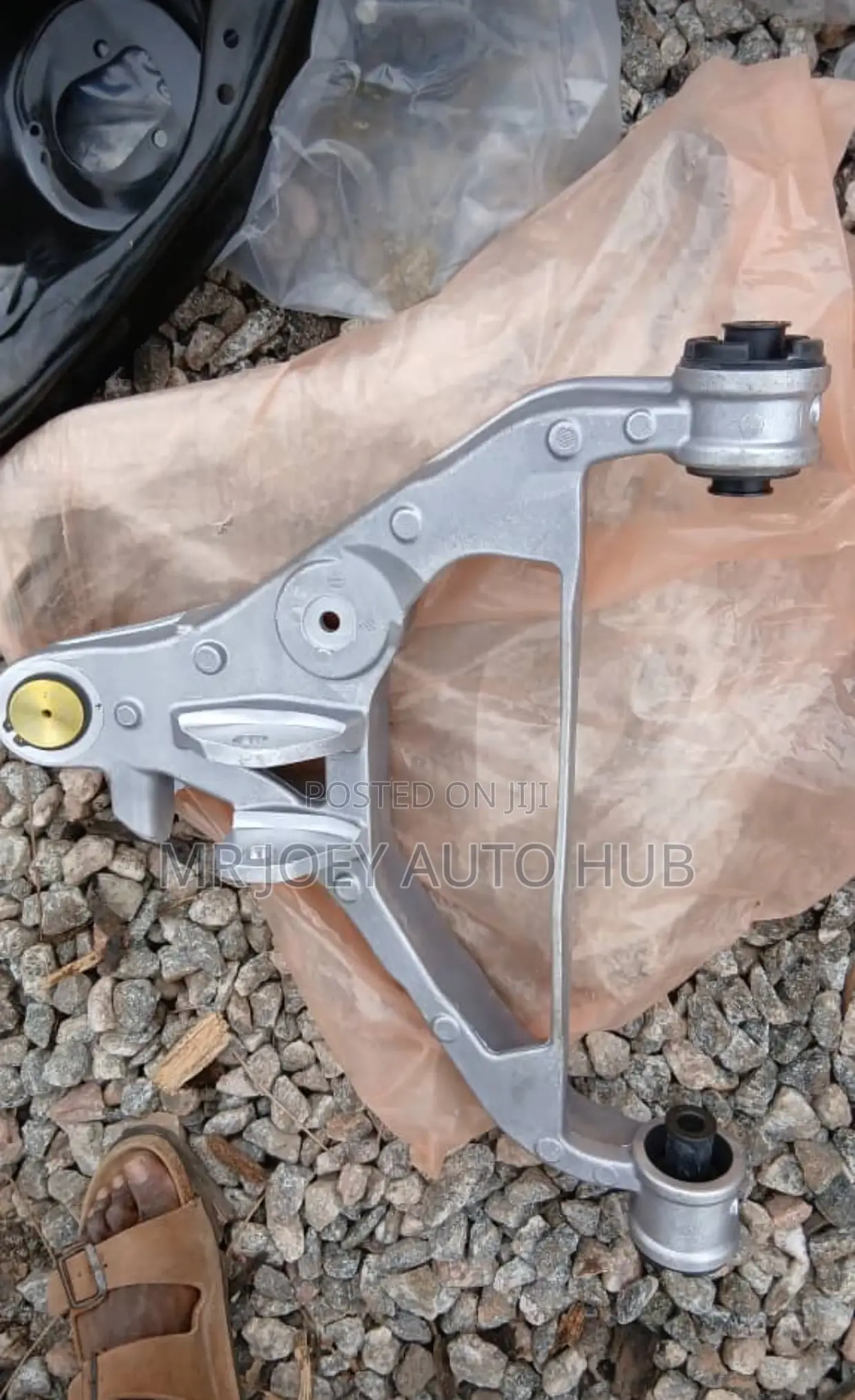 Brand Lower Arm for Ford, Toyota, Hyundai and Honda