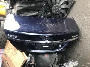 Mercedes Benz C300 Boot ( Trunk Door)