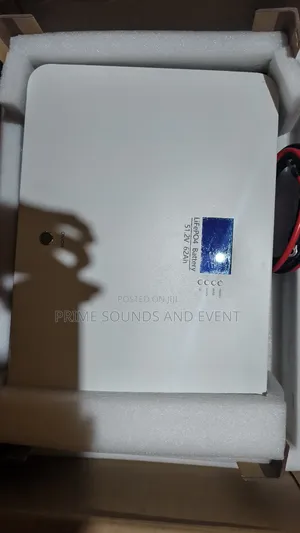 Wall Mounted 3.17kw Inverter With 5500w Battery