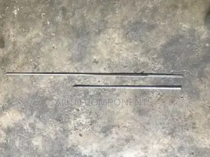 Mercedes Benz C250 4matic (C300) Door Chrome(‘Shining’)