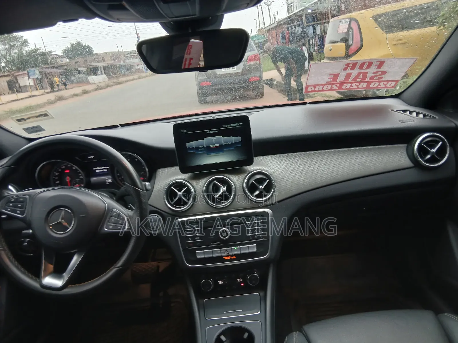 Mercedes-Benz C250 2018 Red