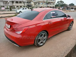 Mercedes-Benz C250 2018 Red