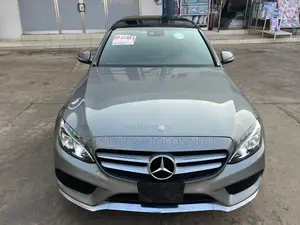Mercedes-Benz C300 2015 Silver