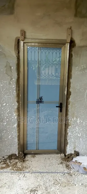 Bathroom and Toilet Glass Door Champagne Design