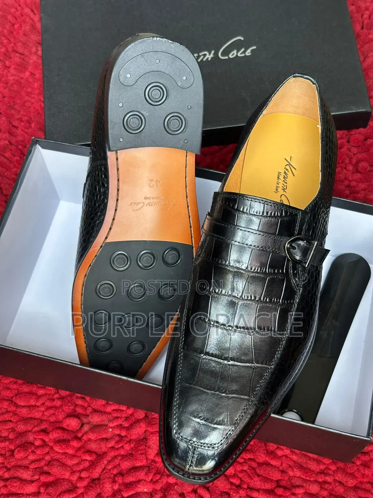 Stylish and Modern Pair of Black Kennett Cole Loafer