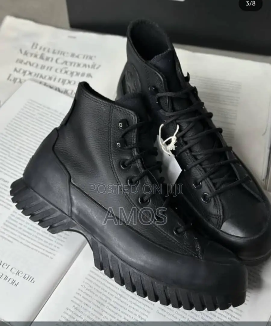 High-top Sneakers
