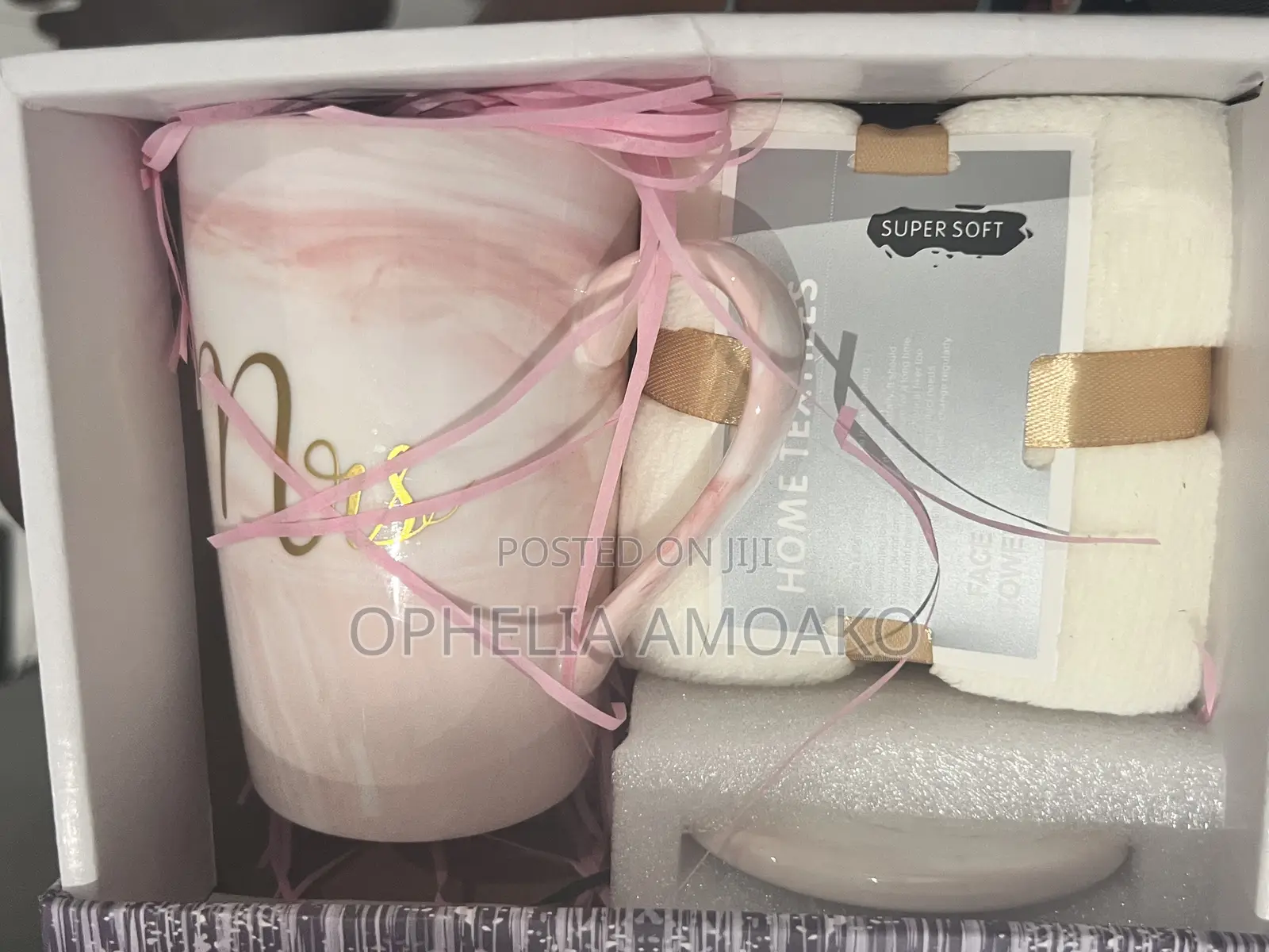 Gift Sets / Souvenirs