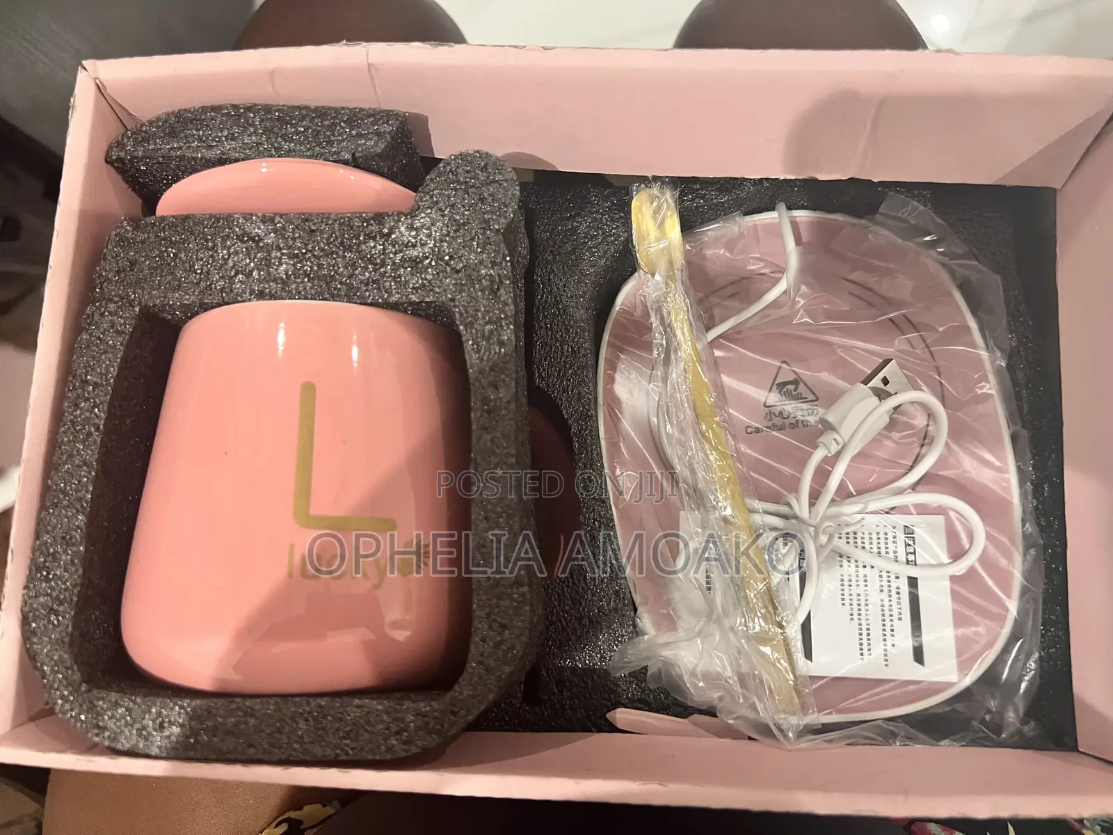 Gift Sets / Souvenirs