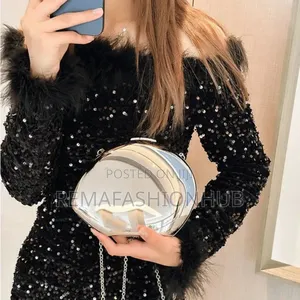 Acrylic Concave Oval Shaped Party Mirror Clutch Purse