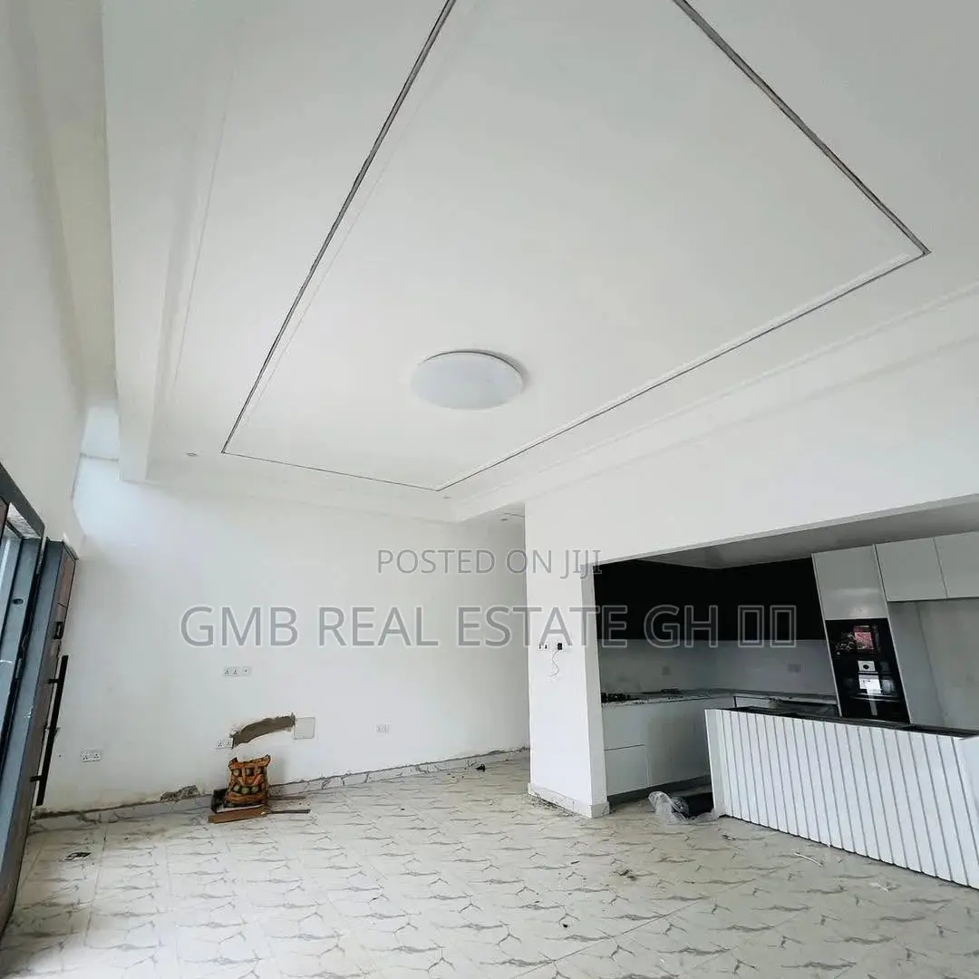 3bdrm House in North Legon for sale