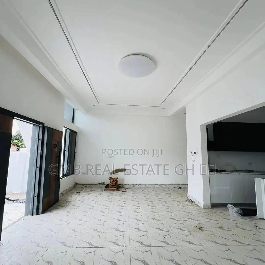 3bdrm House in North Legon for sale