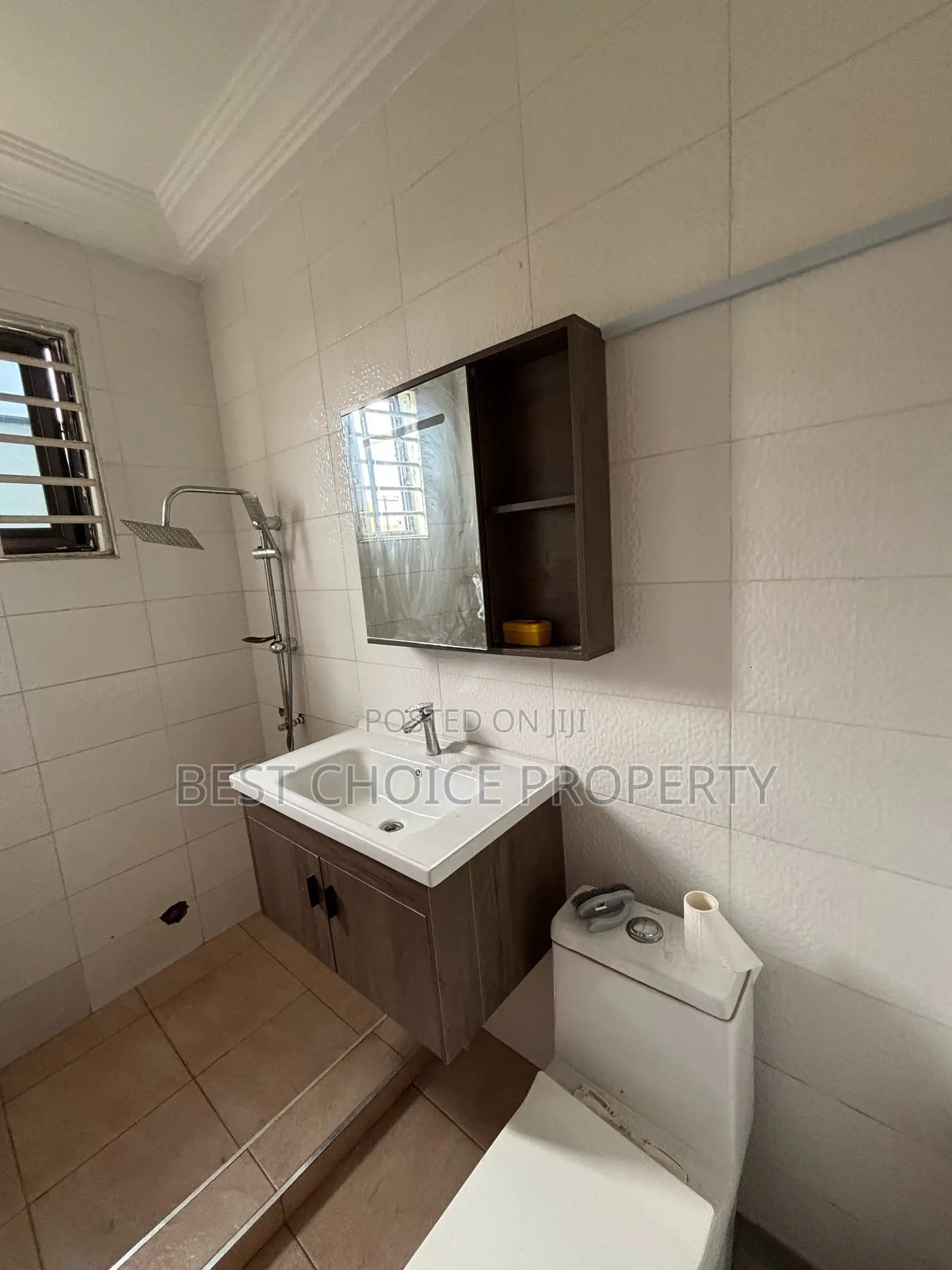 Ex-Two Bedroom Apartment for Rent at Adenta