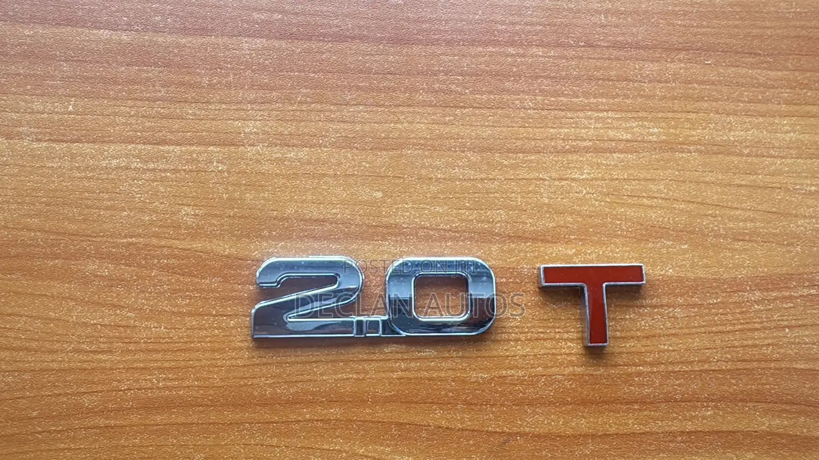 2pcs Chrome 2.0t Red Metal Emblem For Accord 2020