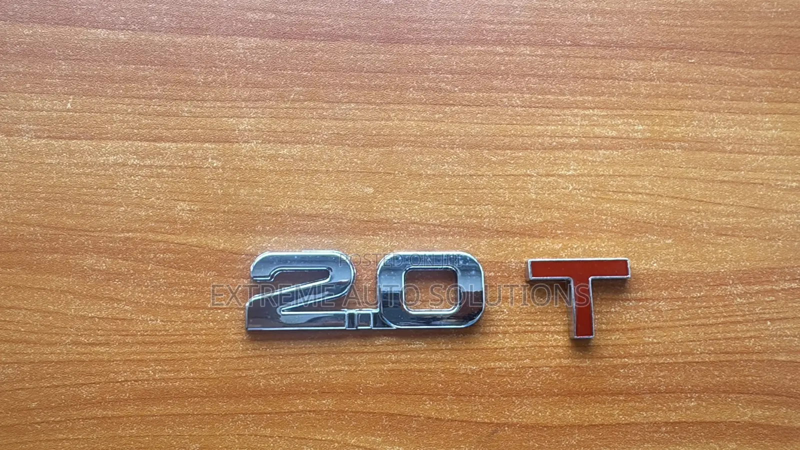 2pcs Chrome 2.0t Red Metal Emblem For Accord 2020