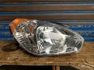 Hyundai Accent 2008 Headlights