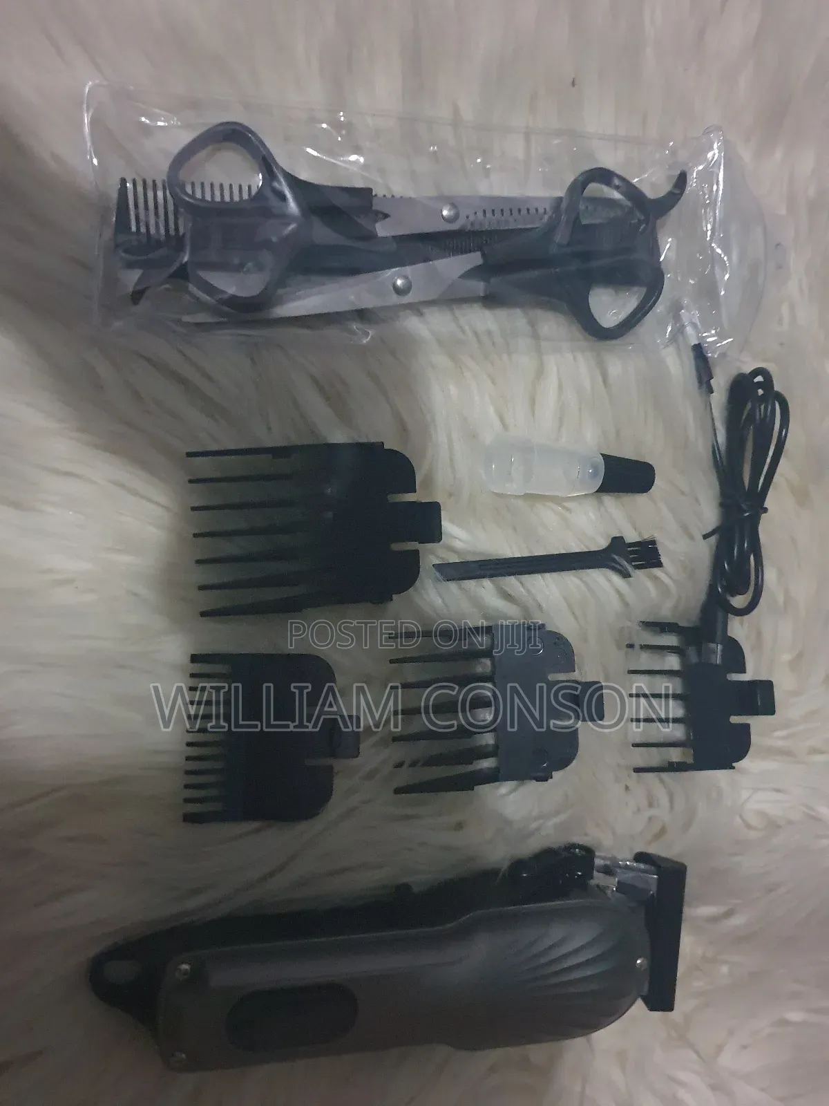 Hair Clippers With Accessories.