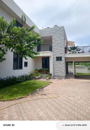 4bdrm House in Abelemkpe, Lincoln School Area for rent