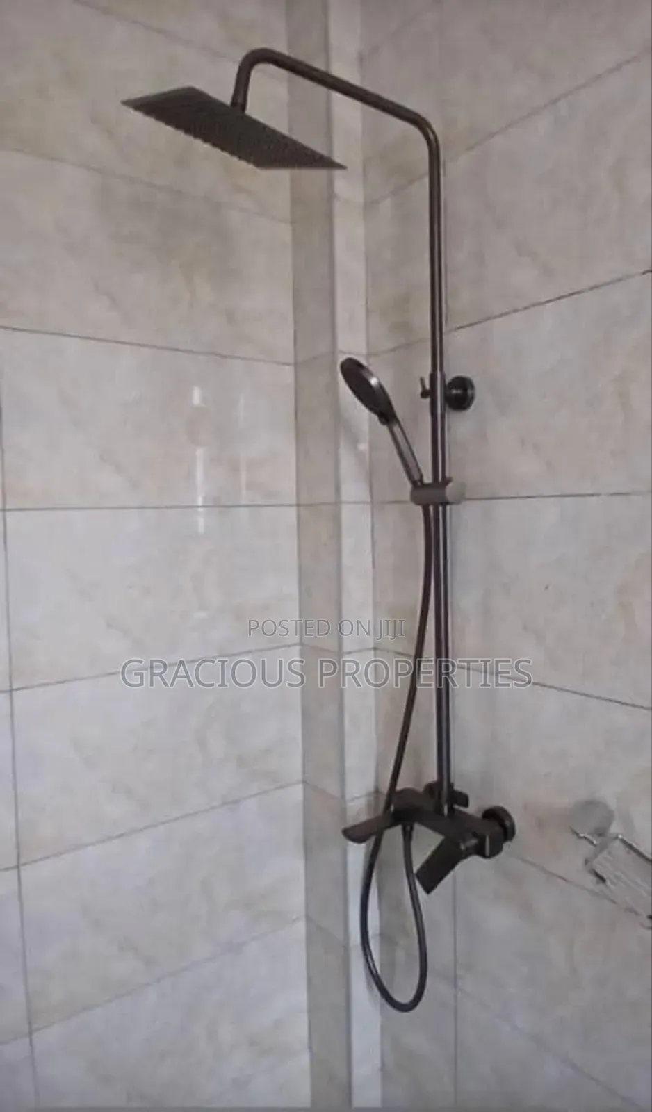 3bdrm Townhouse / Terrace in Gracious Properties, East Legon for rent