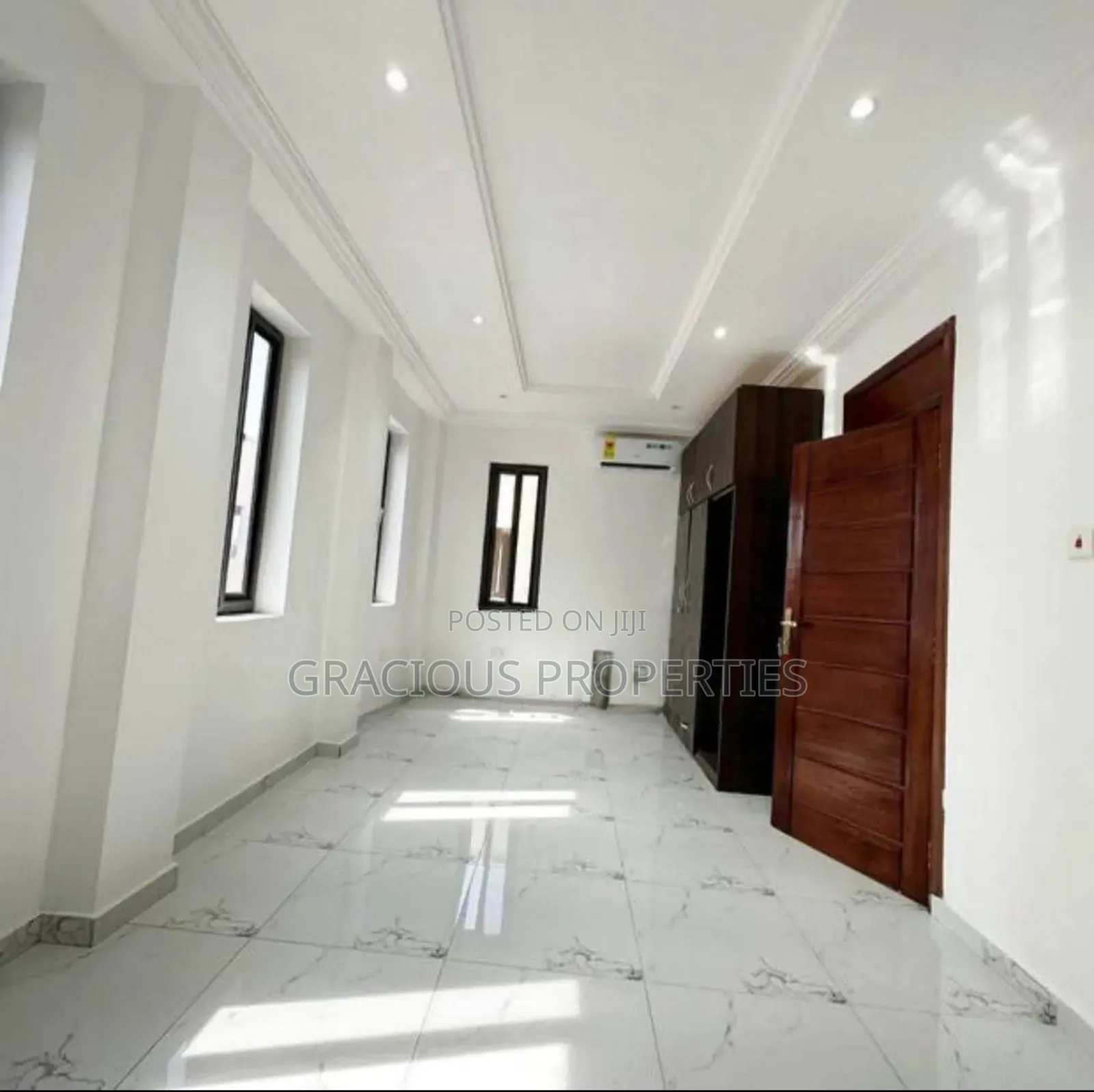 3bdrm Townhouse / Terrace in Gracious Properties, East Legon for rent