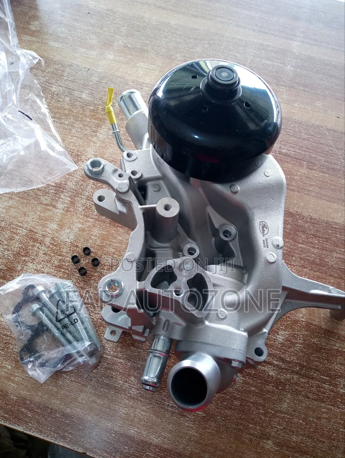 10608. Original Gates Water Pump for Various Cars From Usa