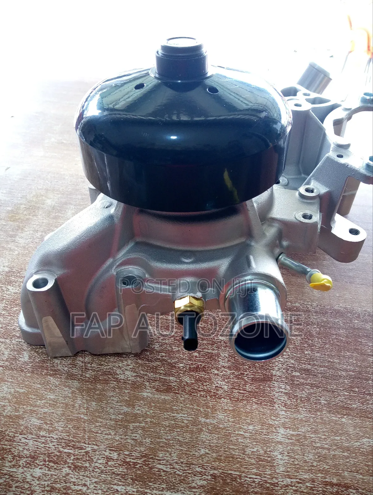 10608. Original Gates Water Pump for Various Cars From Usa