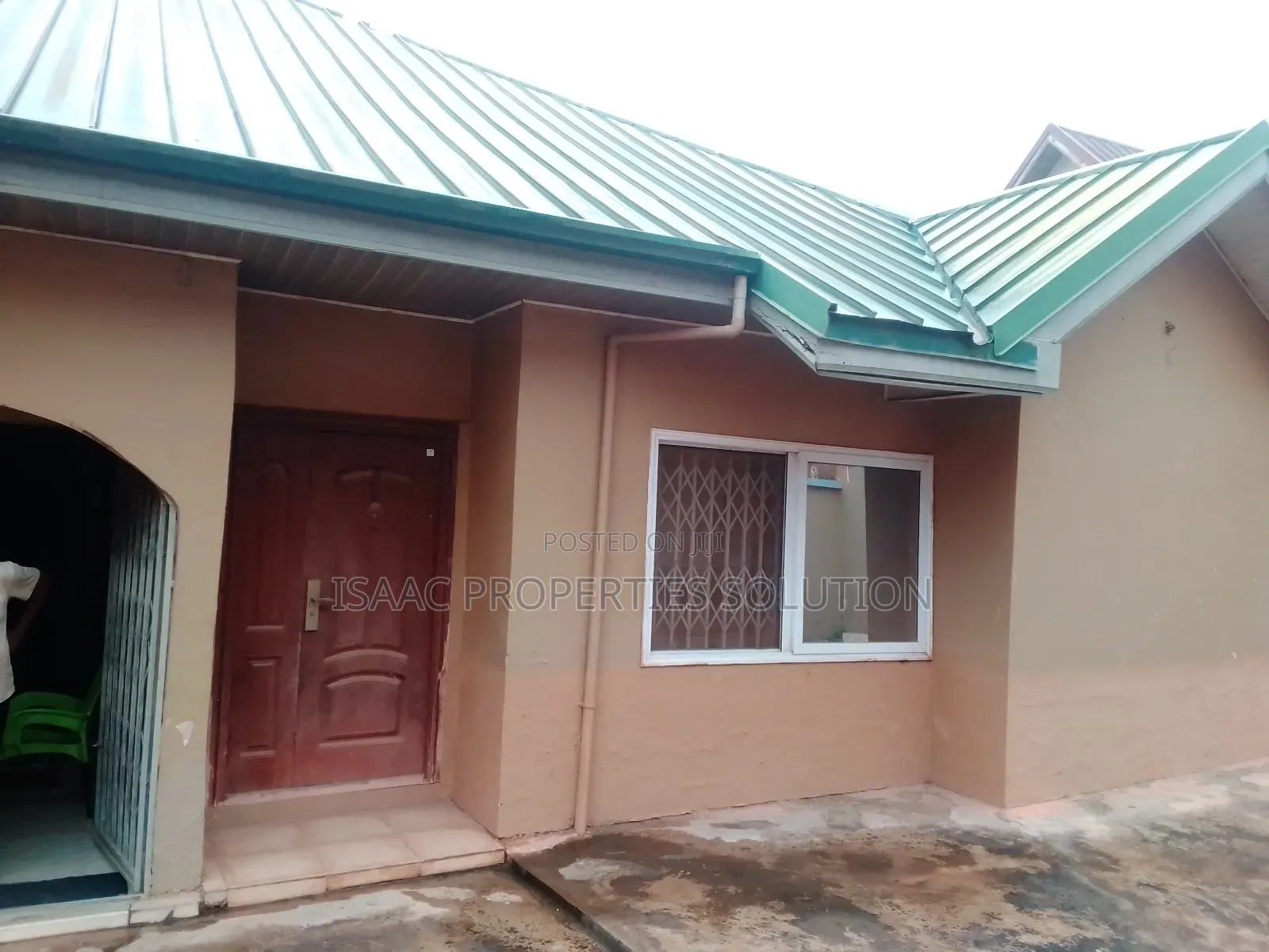 4bdrm House in Isaac Propertes, Takoradi for sale