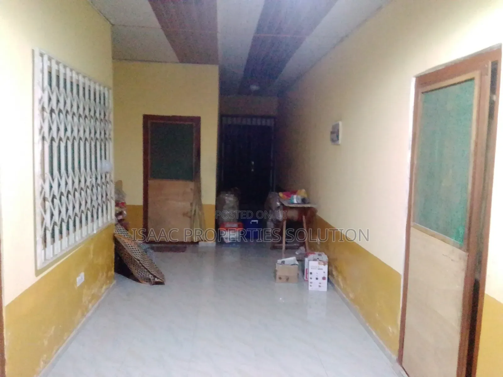 4bdrm House in Isaac Propertes, Takoradi for sale