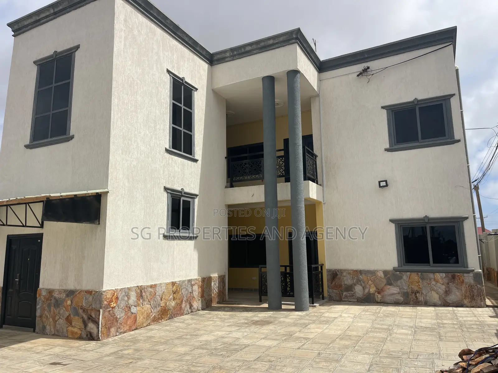 2bdrm Apartment in Spintex Manet for rent