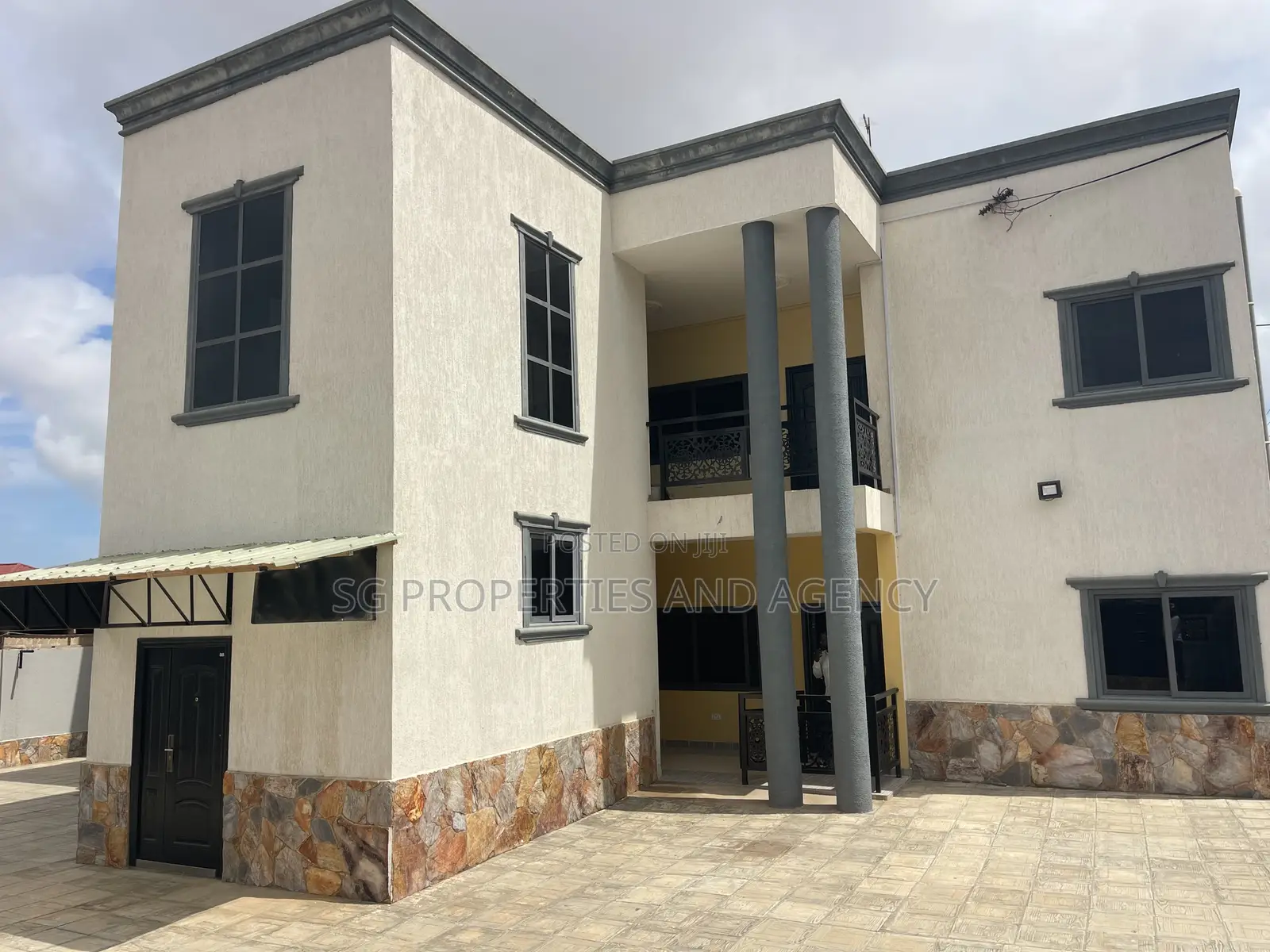2bdrm Apartment in Spintex Manet for rent
