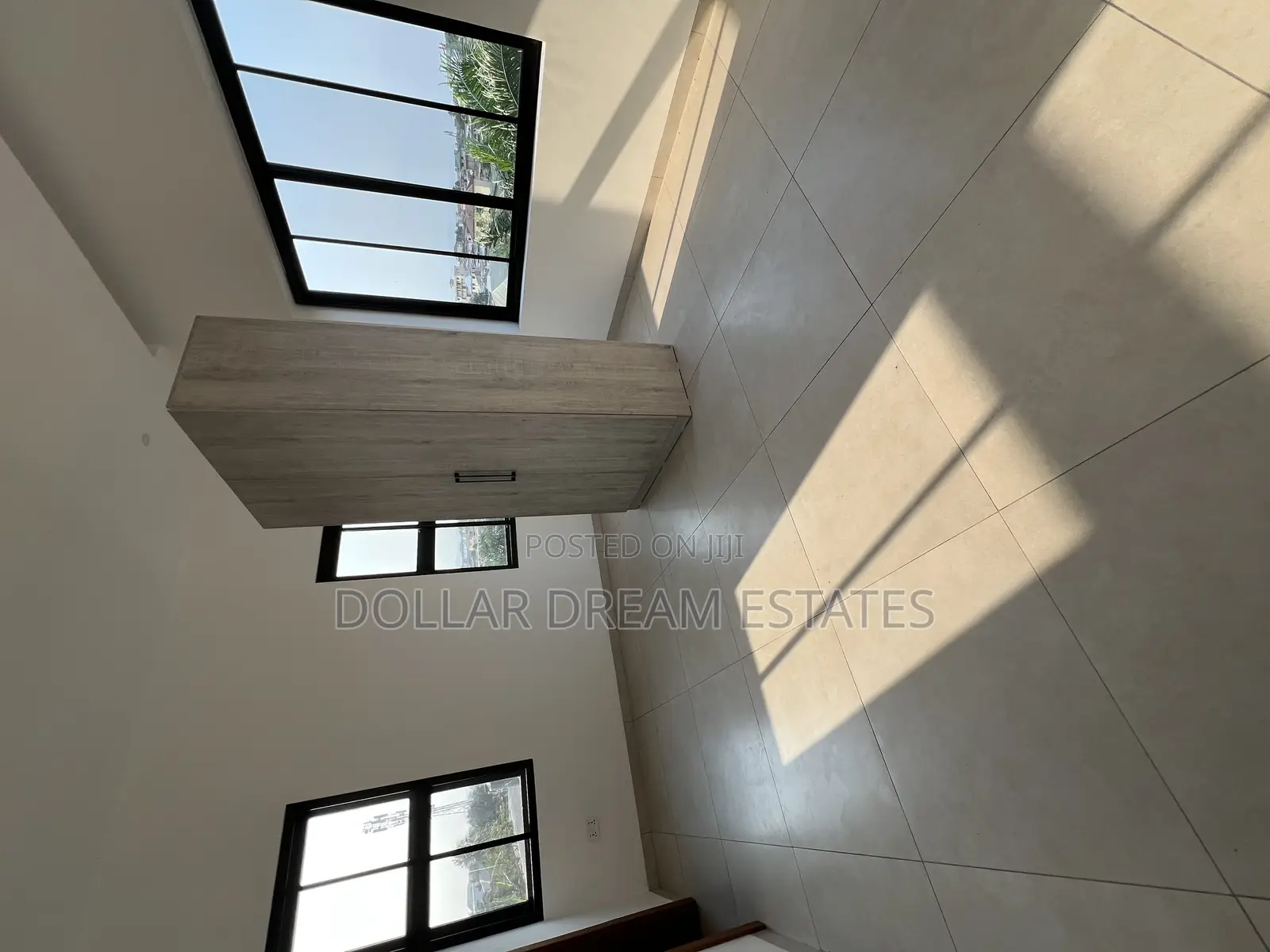 5bdrm House in North Legon for sale