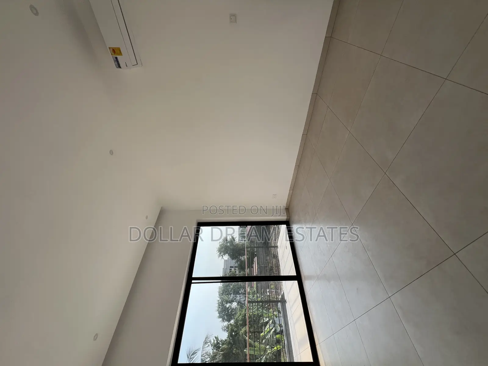 5bdrm House in North Legon for sale