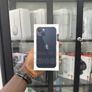 New Apple iPhone 13 128 GB Black