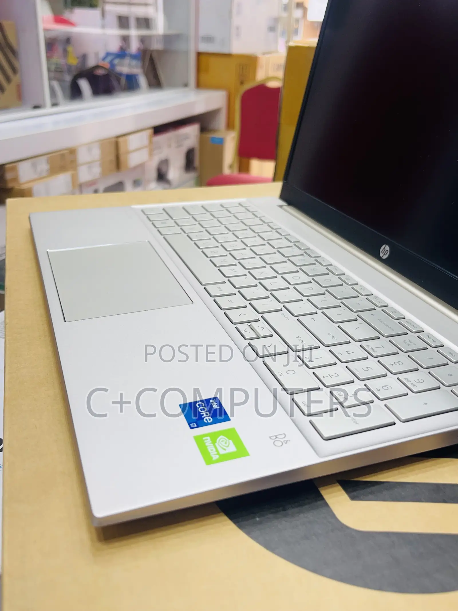 New Laptop HP Pavilion 15 8GB Intel Core i7 SSD 512GB