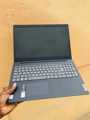 Laptop Lenovo IdeaPad Y470 8GB Intel Core i7 HDD+SSD 256GB