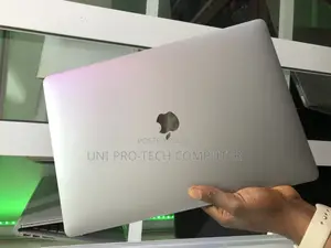 Laptop Apple MacBook Pro 2019 16GB Intel Core I9 SSD 512GB