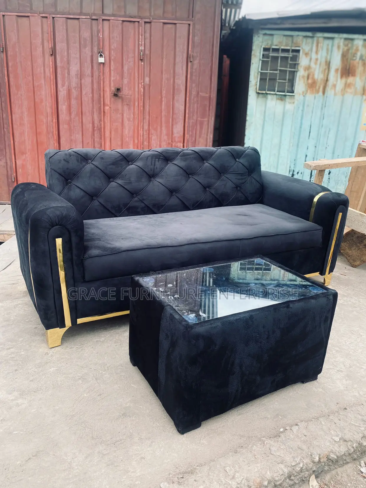 Three in One Strong Sofa and Center Table