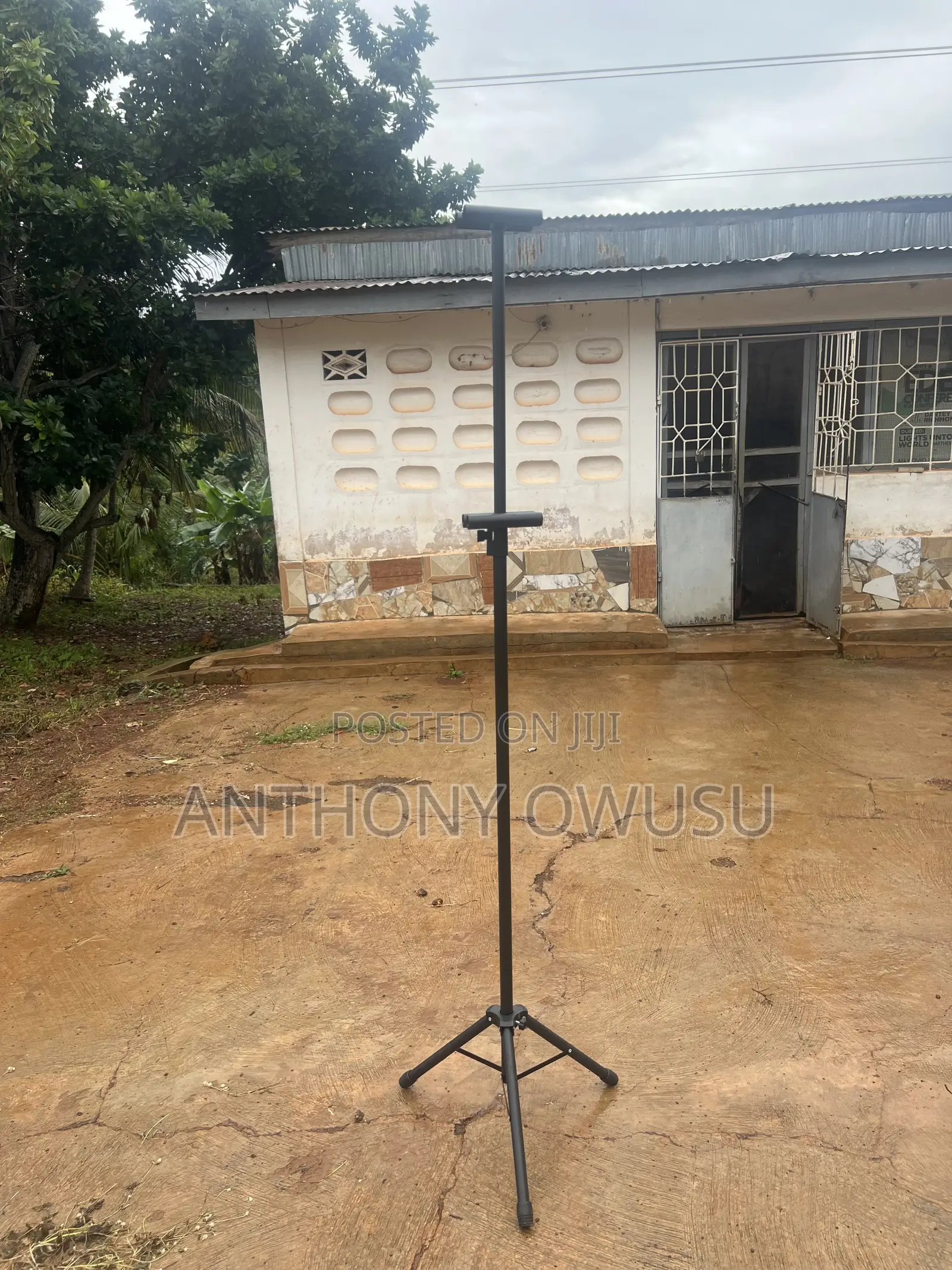 Tripod Poster Stand